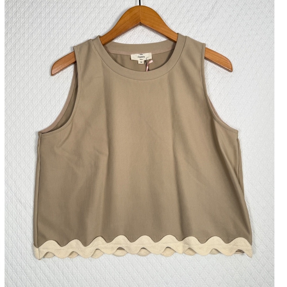 Entro Womens Tan Ribbed Tank Preppy Top Scalloped Ric-Rac Hem Crew Neck Size M